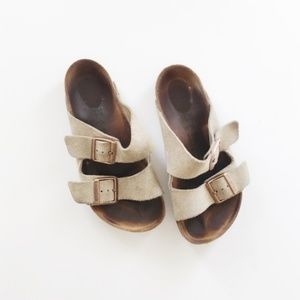 Birkenstocks - Arizona size 37 in Taupe